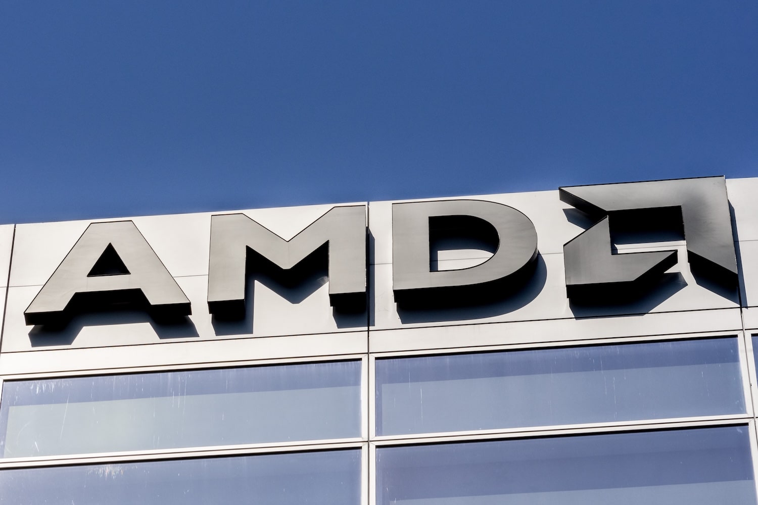 Core Scientific granted AMD over 500MW of U.S. compute, with contracts scaling toward 2.5 gigawatts. (Image: Shutterstock)