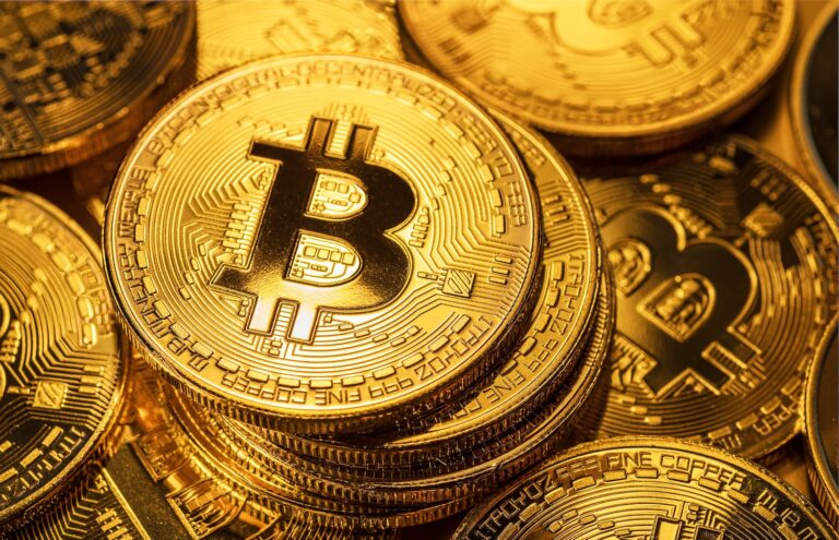 Can Bitcoin ETFs Reclaim The Flow Crown? Ethereum Has Won Three Weeks Running