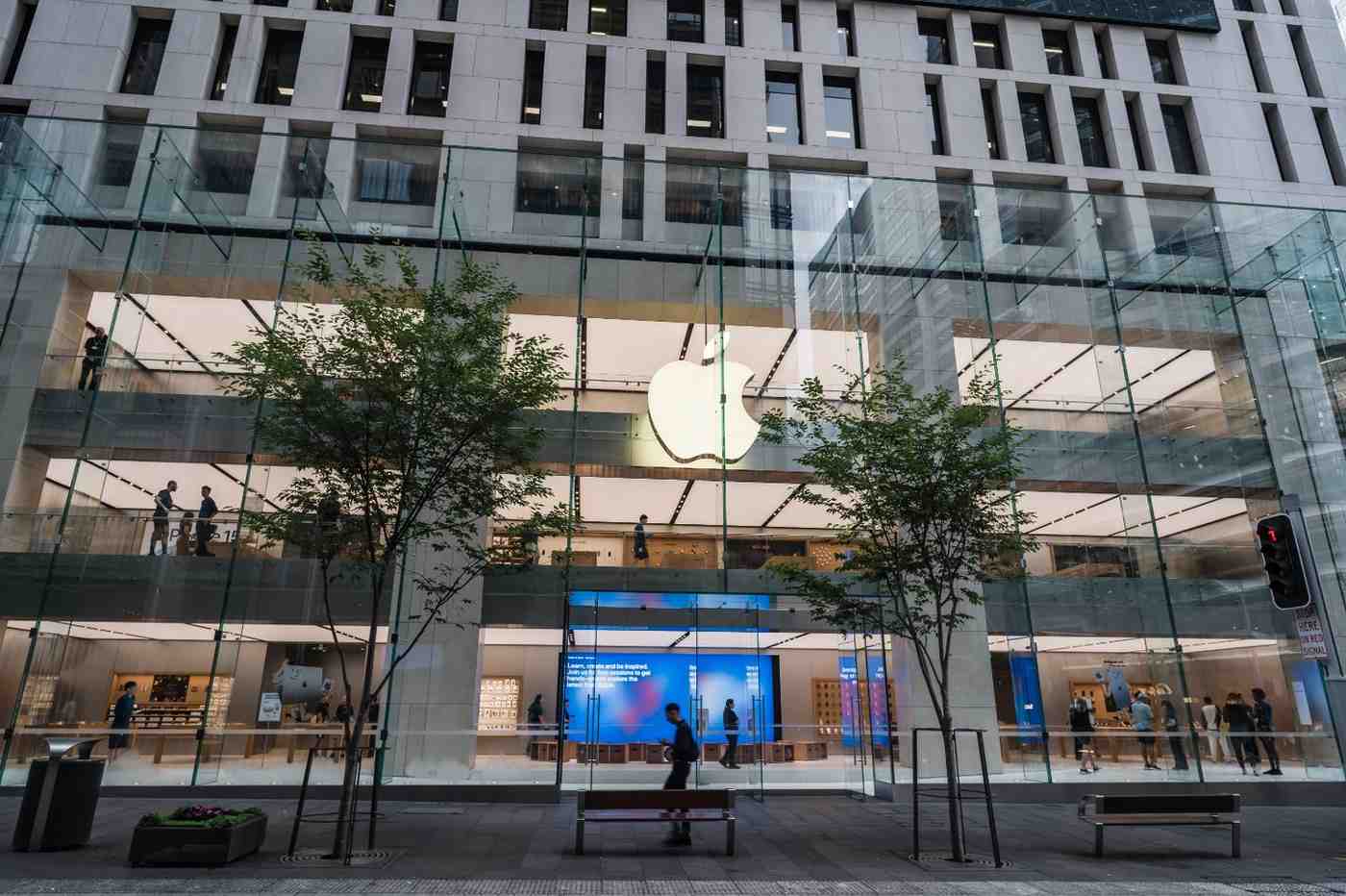 Apple earnings demolished every prediction