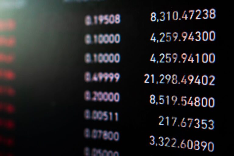 Aave Draws $99M in Daily Volume While Price Barely Moves
