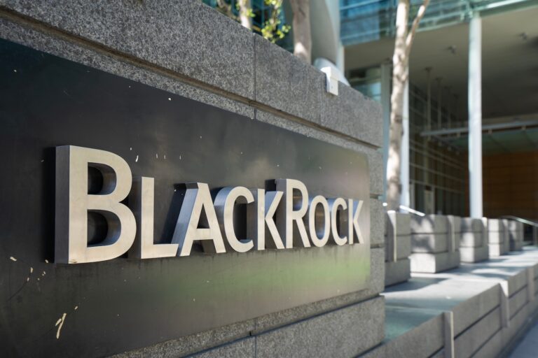 BlackRock ETH Staking ETF Debuts With $15.5M Breakthrough Volume