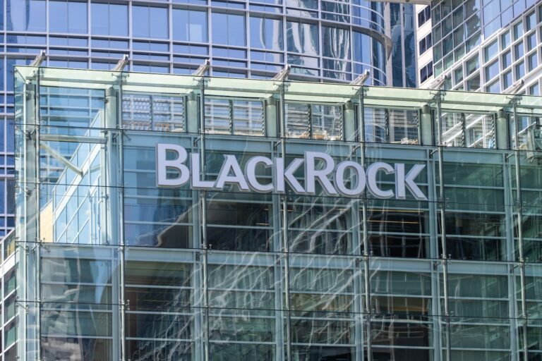 BlackRock debuts tokenized money market products BSTBL and BRSRV as firm AUM hits a record $15.34T. (Image: Shutterstock)